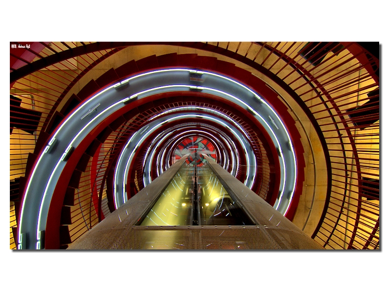 Langzeitbelichtung mit Aufzug, long exposure with elevator